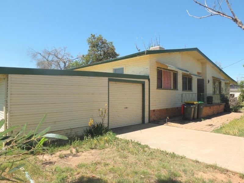 2 Wade Street, Narrabri NSW 2390, Image 0