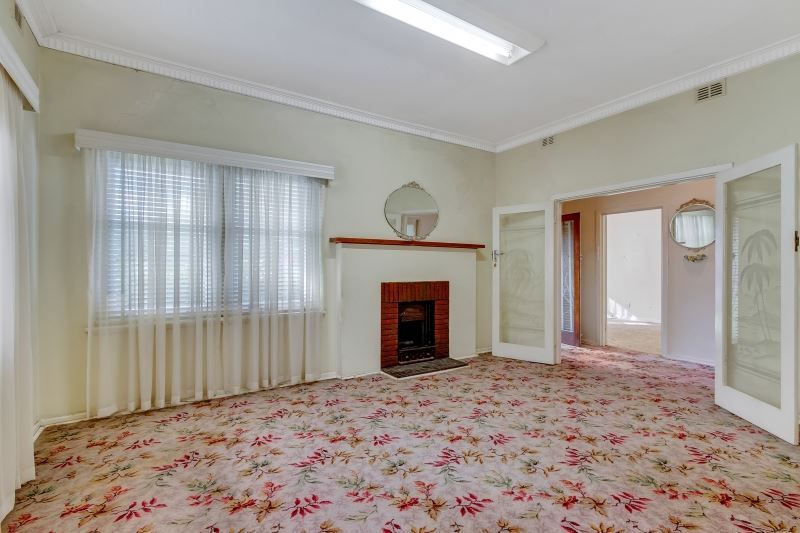 305 Cross Road, Clarence Gardens SA 5039, Image 2