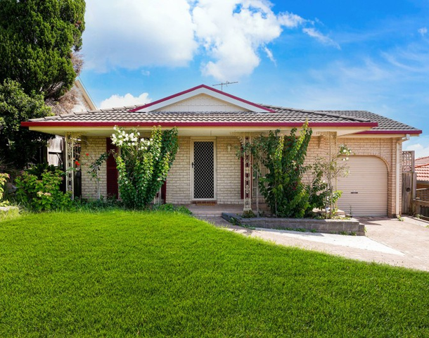 11 Gardiner Street, Minto NSW 2566