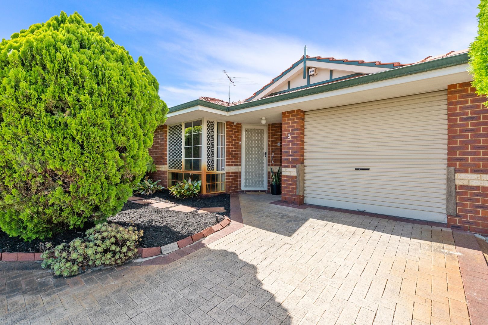 2/15-17 Cooper Road, Morley WA 6062, Image 2