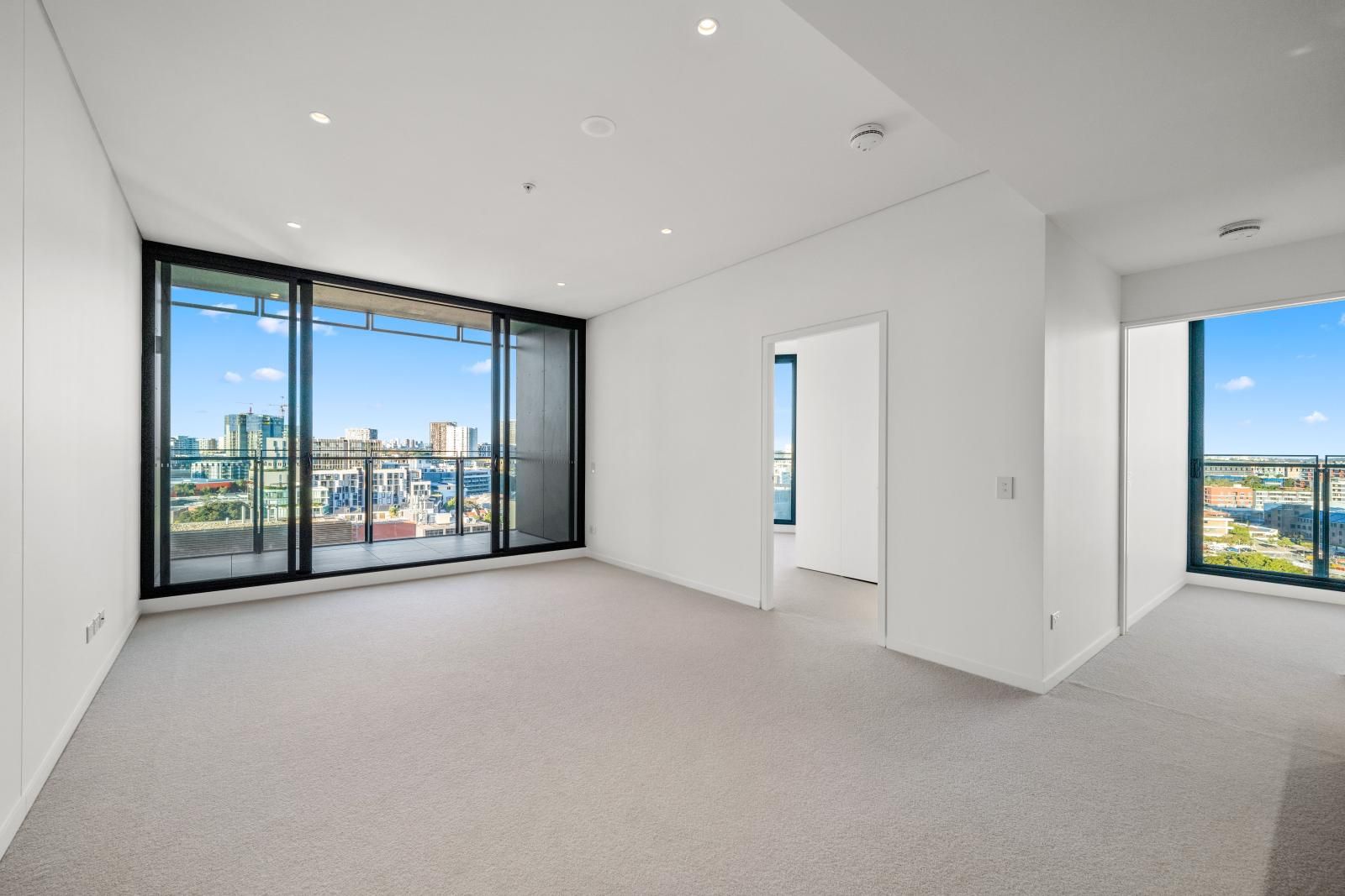 2 bedrooms Apartment / Unit / Flat in 1510/301 Botany Road ZETLAND NSW, 2017