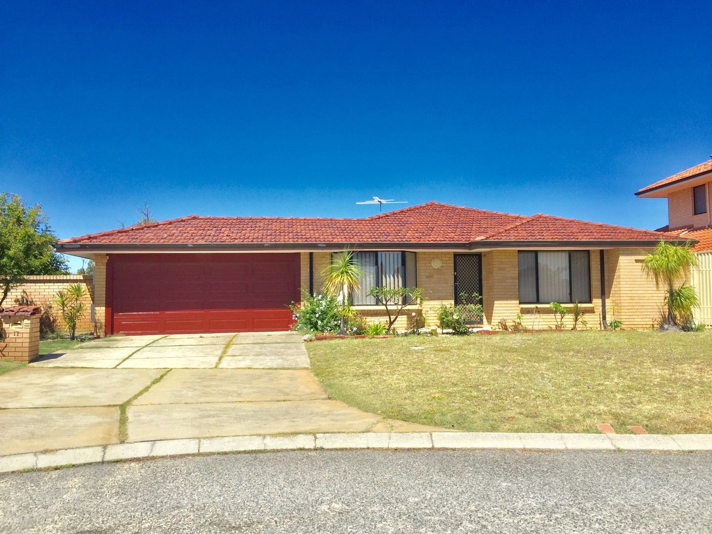5 bedrooms House in  LEEMING WA, 6149