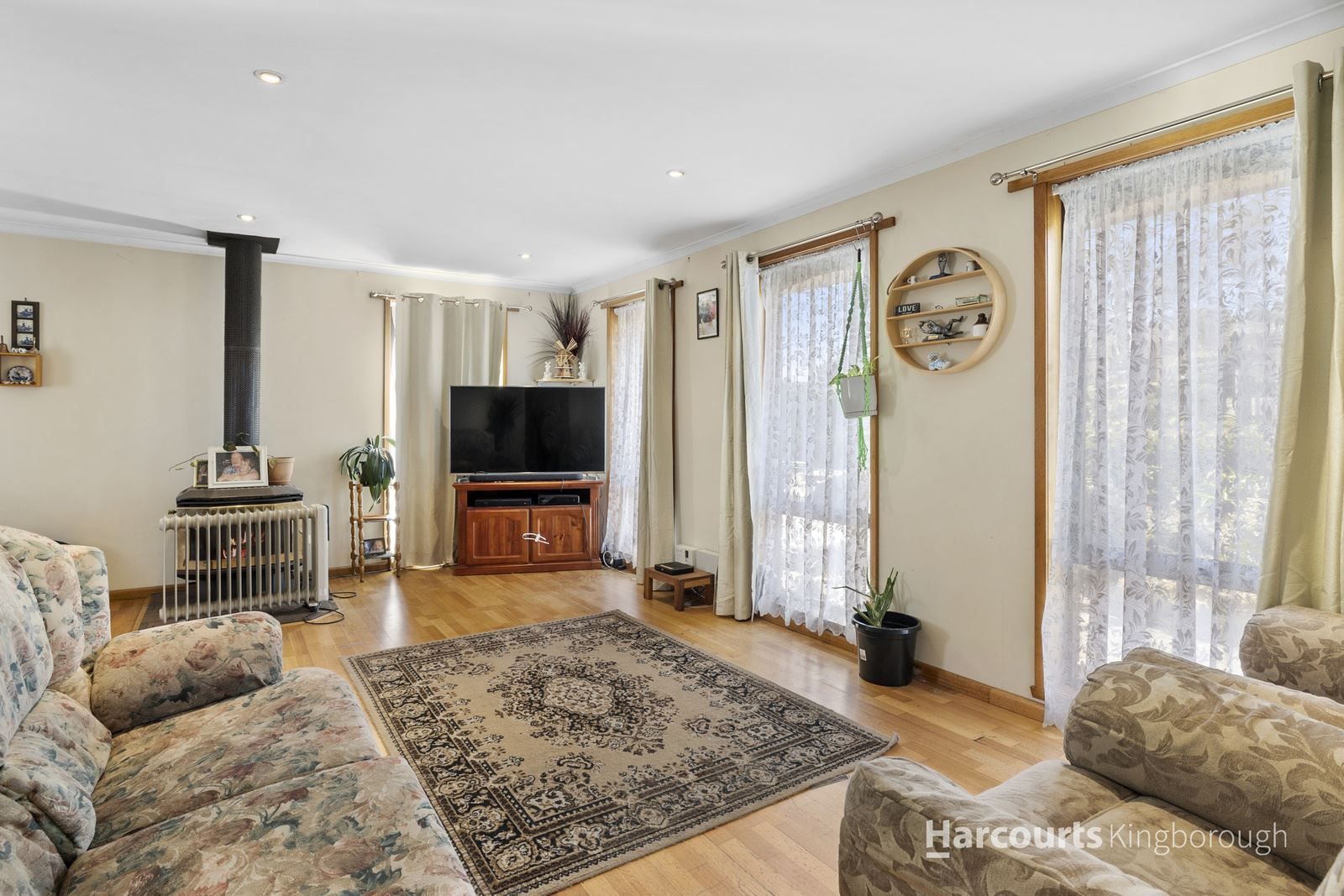 1/137 Redwood Road, Kingston TAS 7050, Image 2