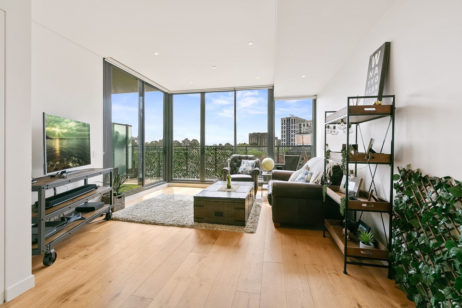 712/225 Pacific Highway, North Sydney NSW 2060, Image 2