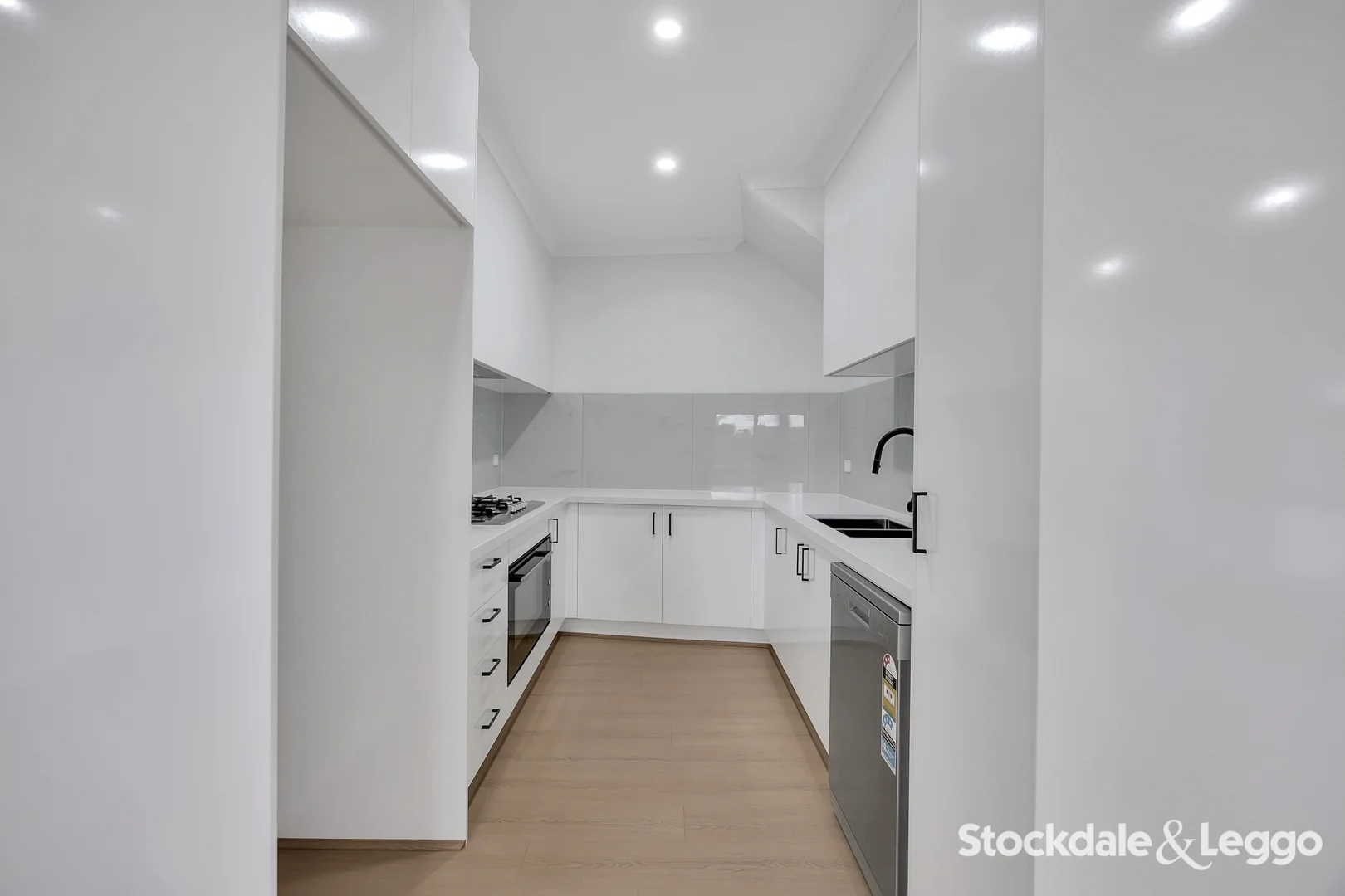 Additional image 5 of 44A Smeaton Avenue, Hoppers Crossing VIC 3029