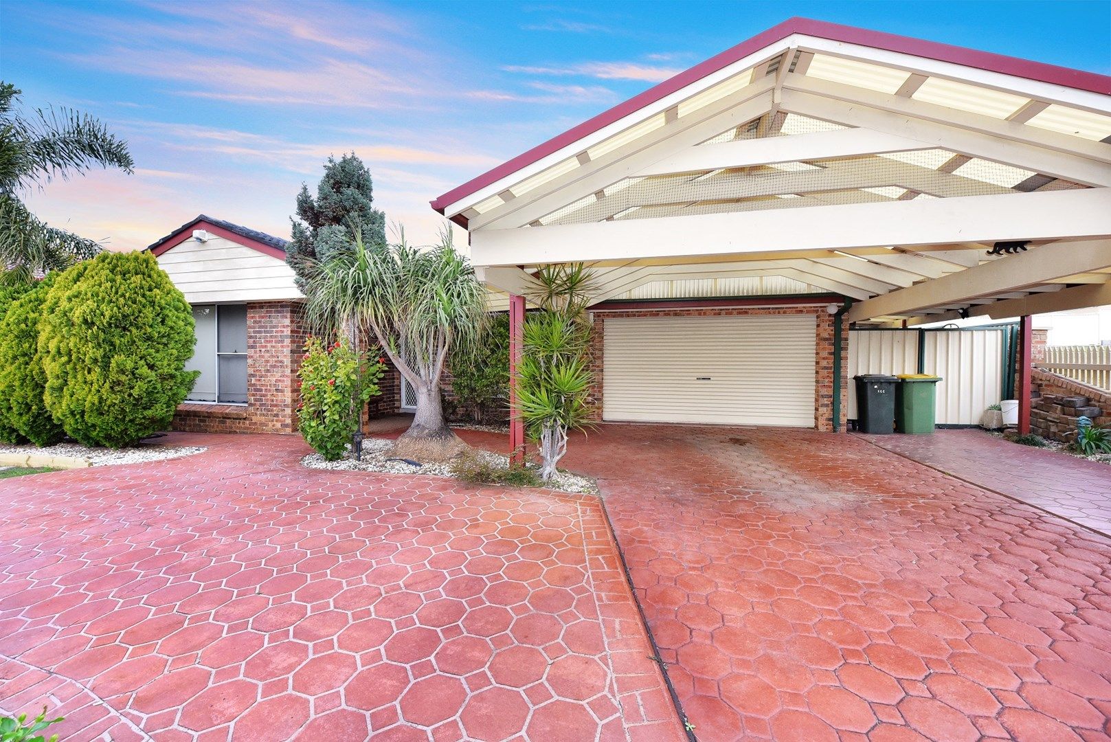 16 Garrison Road, Bossley Park NSW 2176, Image 0