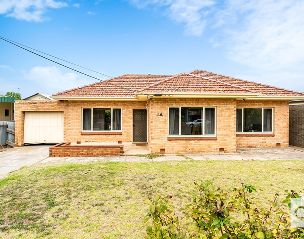 15 Ayredale Avenue, Clearview SA 5085