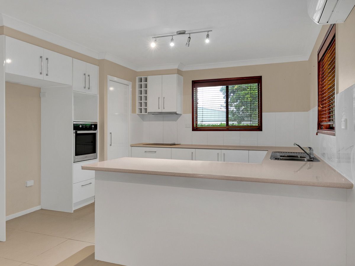 14 Bond Court, Darling Heights QLD 4350, Image 2