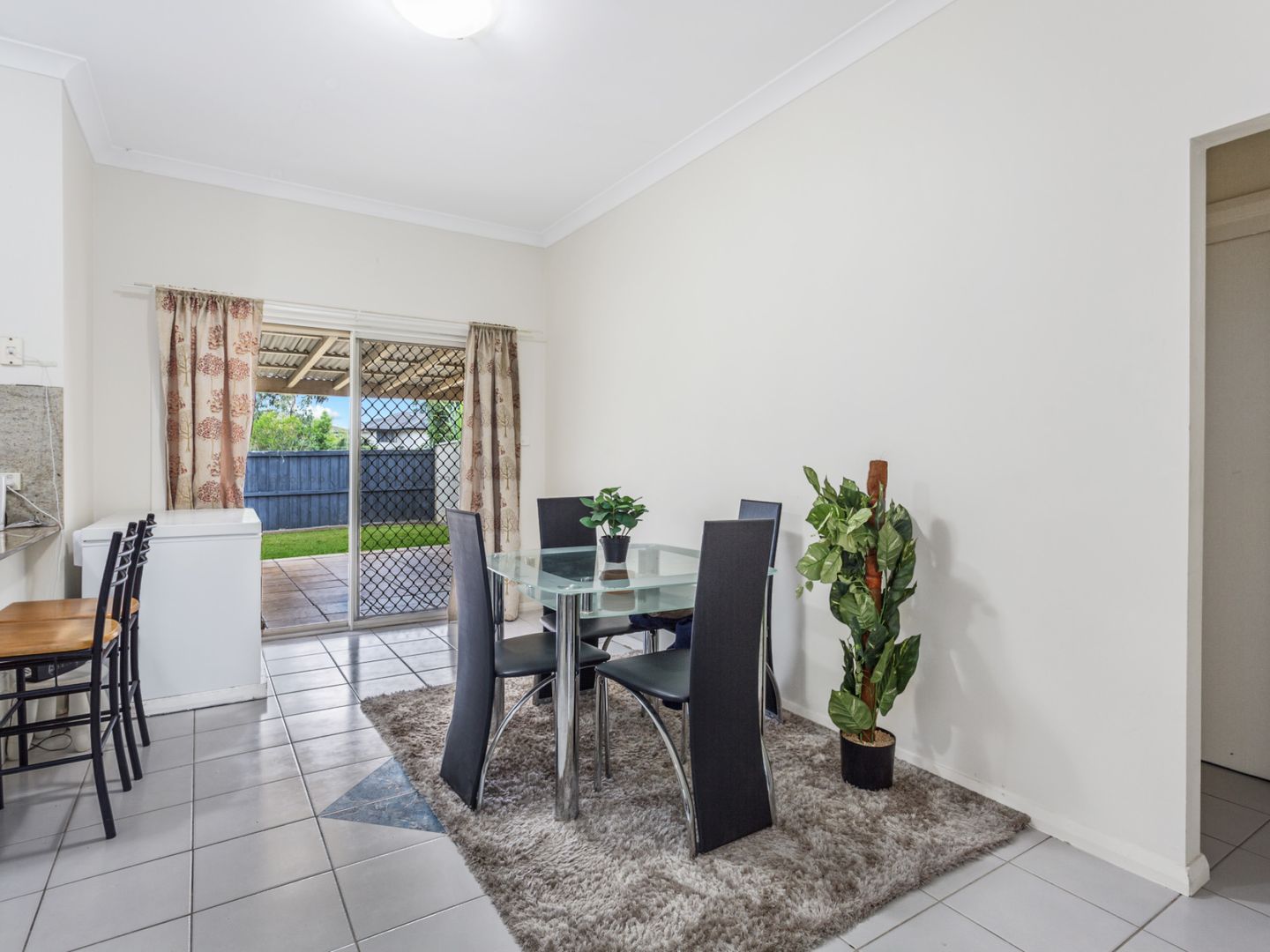 4/10 Yerona Street, Prestons NSW 2170, Image 2