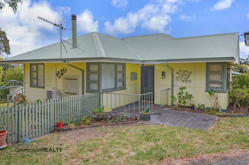 11 Tassell Street, Spencer Park WA 6330, Image 0