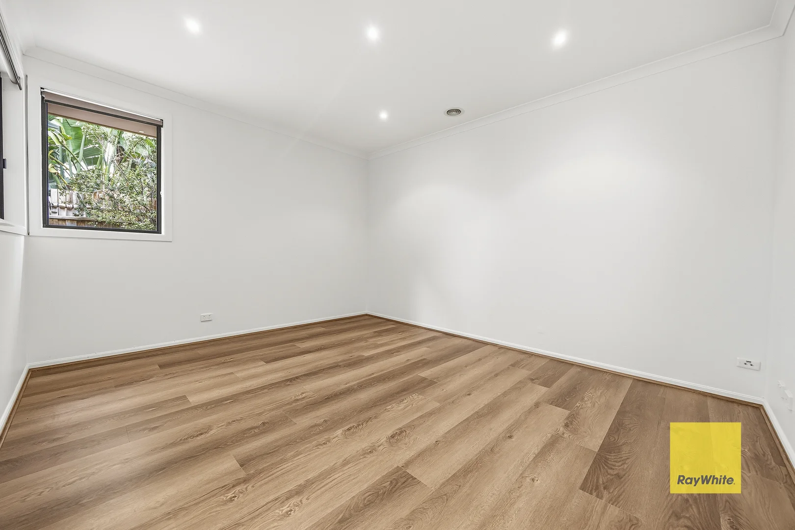 Additional image 4 of 258 Sanctuary Lakes North Boulevard, Point Cook VIC 3030