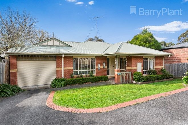 Picture of 2/2 Warrington Crescent, WATTLE GLEN VIC 3096