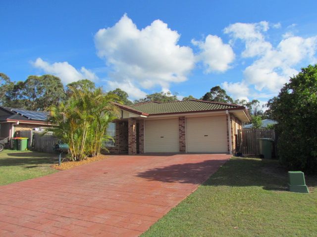 3 bedrooms House in 17 Moonlight place CAPALABA QLD, 4157