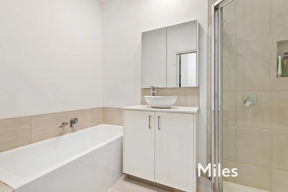 Additional image 5 of 38 Douglas Street, Rosanna VIC 3084