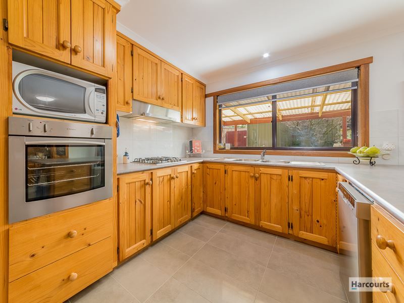 3 Holland Street, Drouin VIC 3818, Image 2