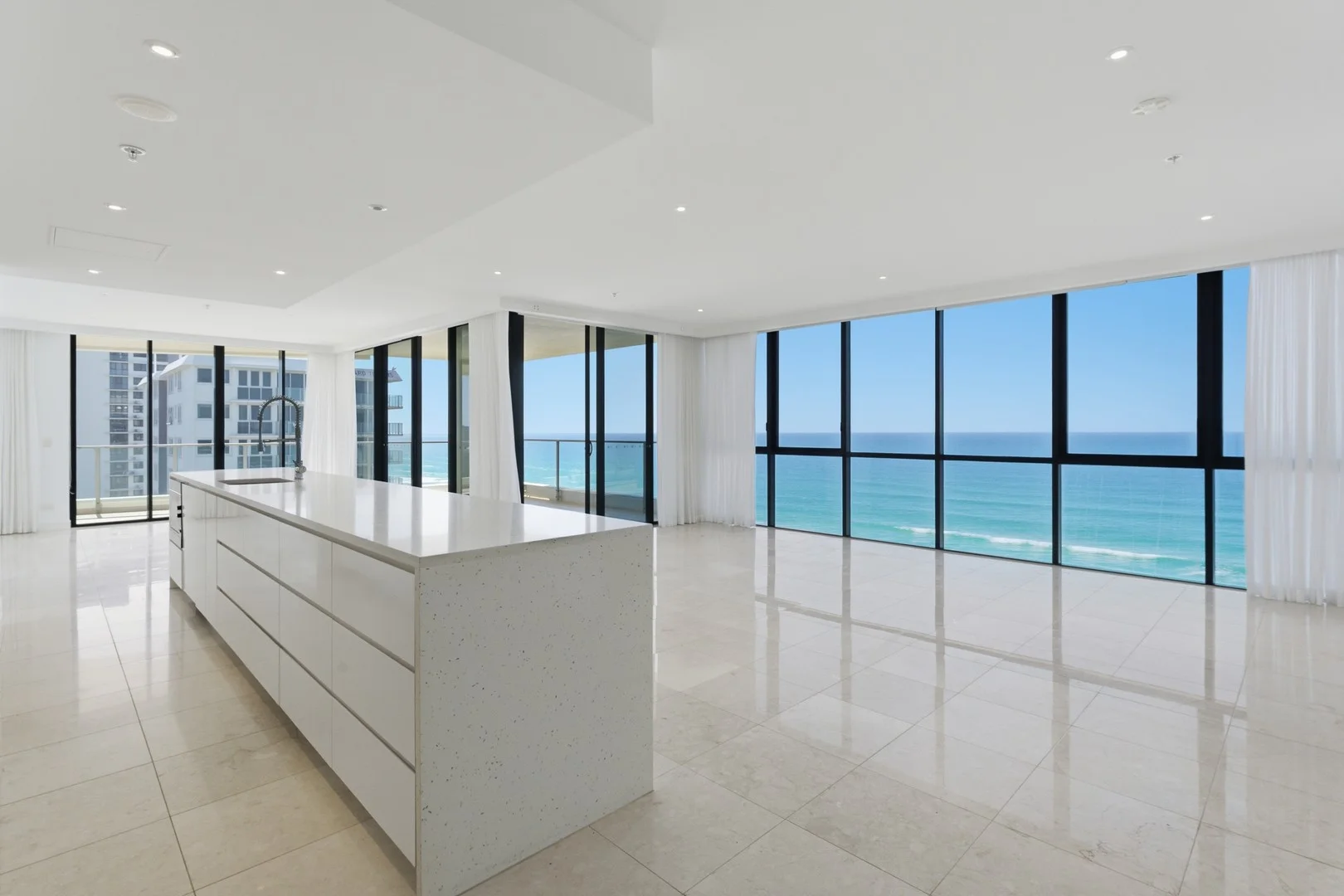 41/47 Broadbeach Boulevard, Broadbeach QLD 4218