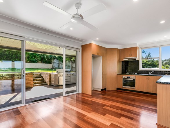 30 Arnott Crescent, Warriewood NSW 2102