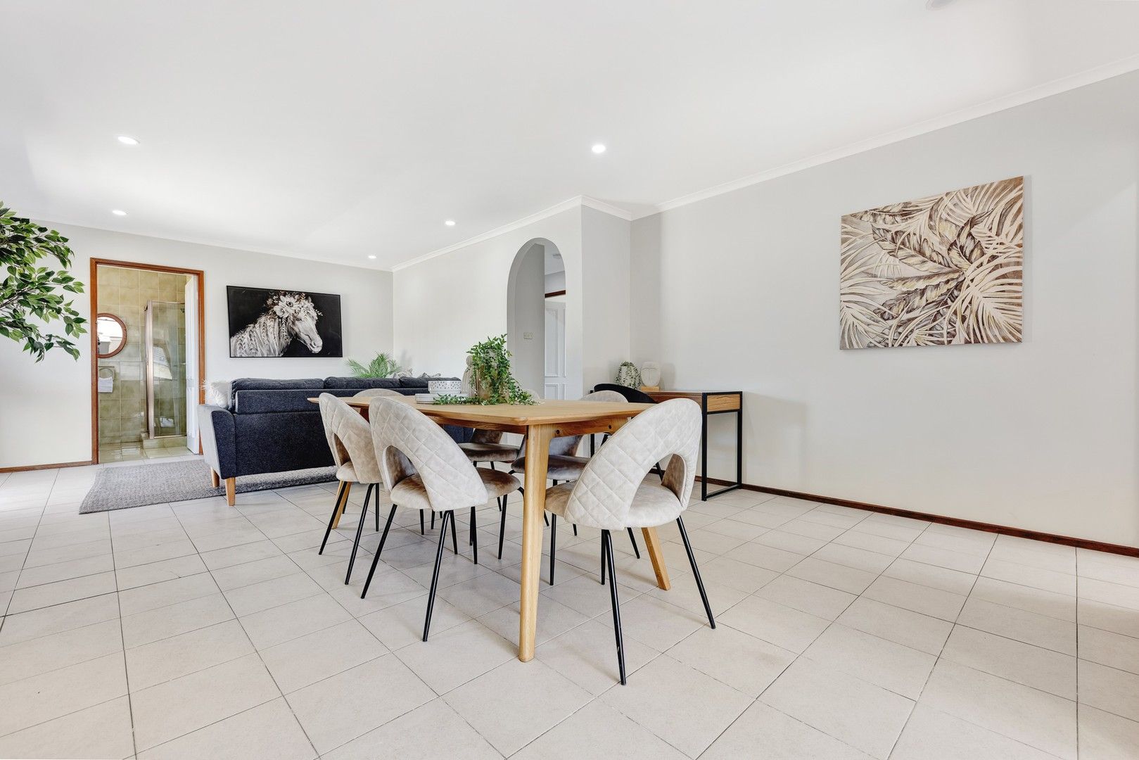 3 bedrooms House in 4 Lurr Place BONNYRIGG NSW, 2177