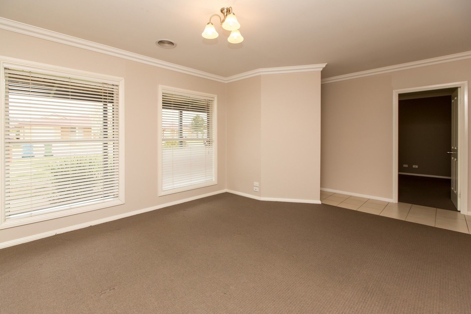 58 Paldi Crescent, Glenfield Park NSW 2650, Image 1