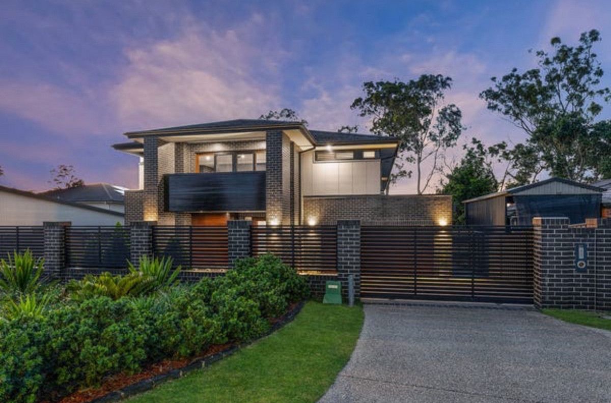 5 bedrooms House in 20 Sisley Street FOREST LAKE QLD, 4078