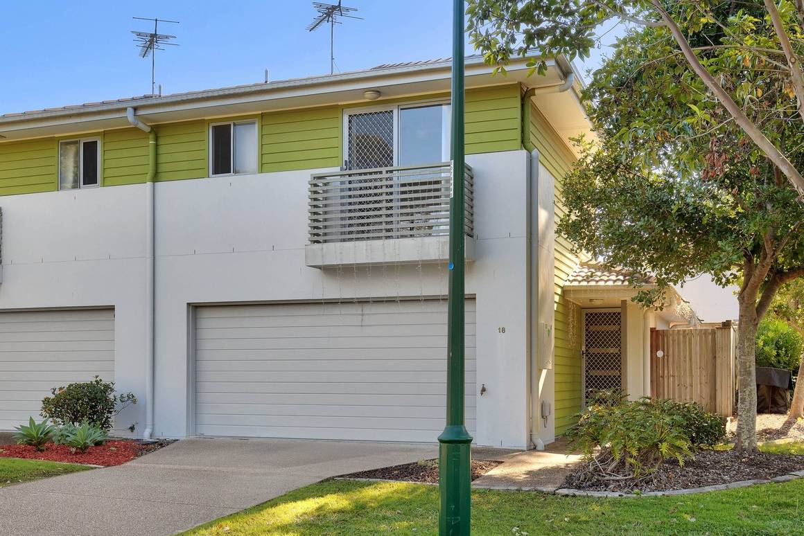 Picture of 18/40 Lakefield Place, RUNCORN QLD 4113