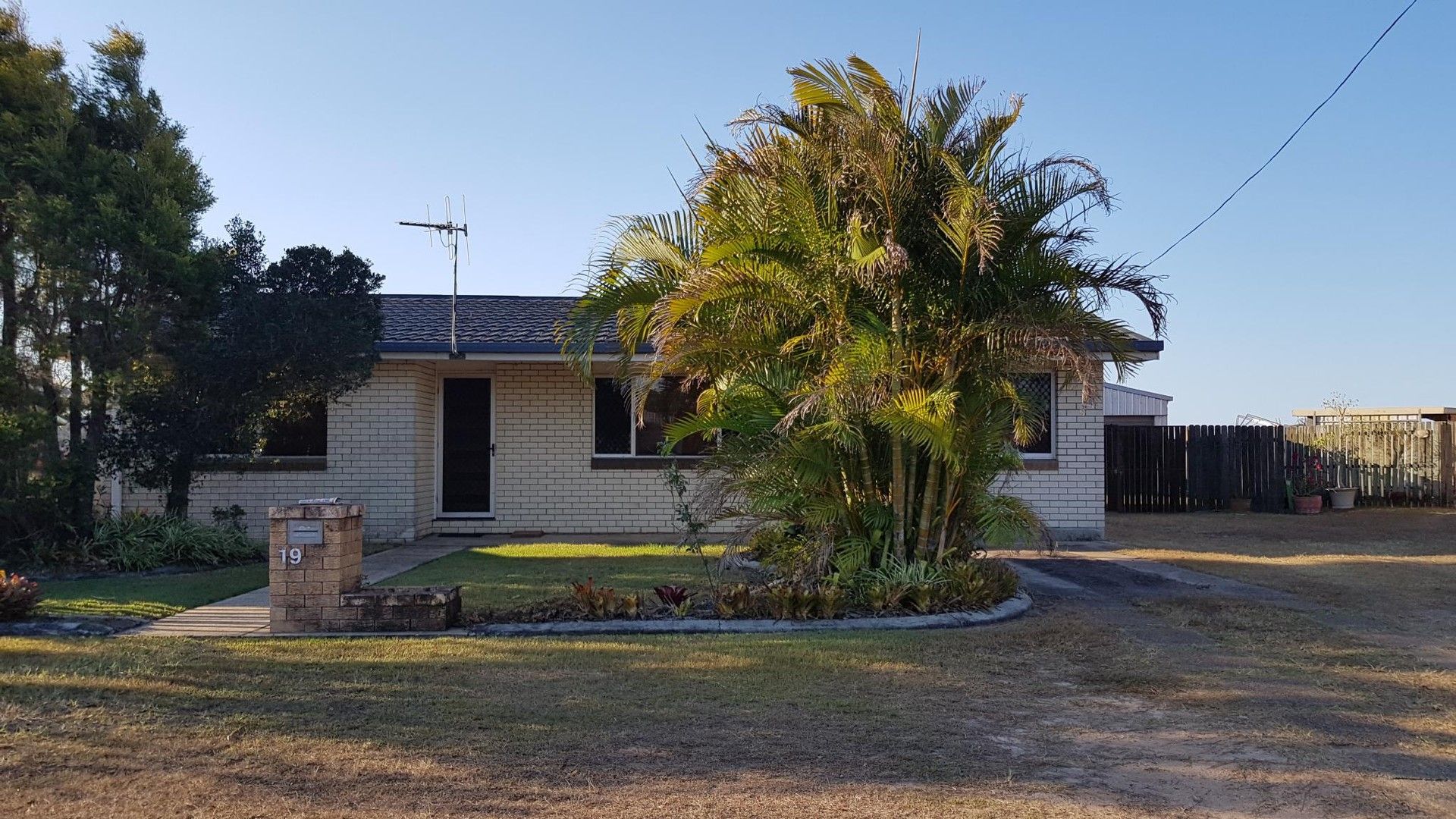 19 Russell Street, Bundaberg North QLD 4670, Image 0