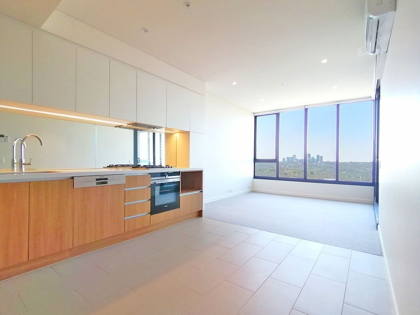 1 bedrooms Apartment / Unit / Flat in 1104/1 Network Place NORTH RYDE NSW, 2113