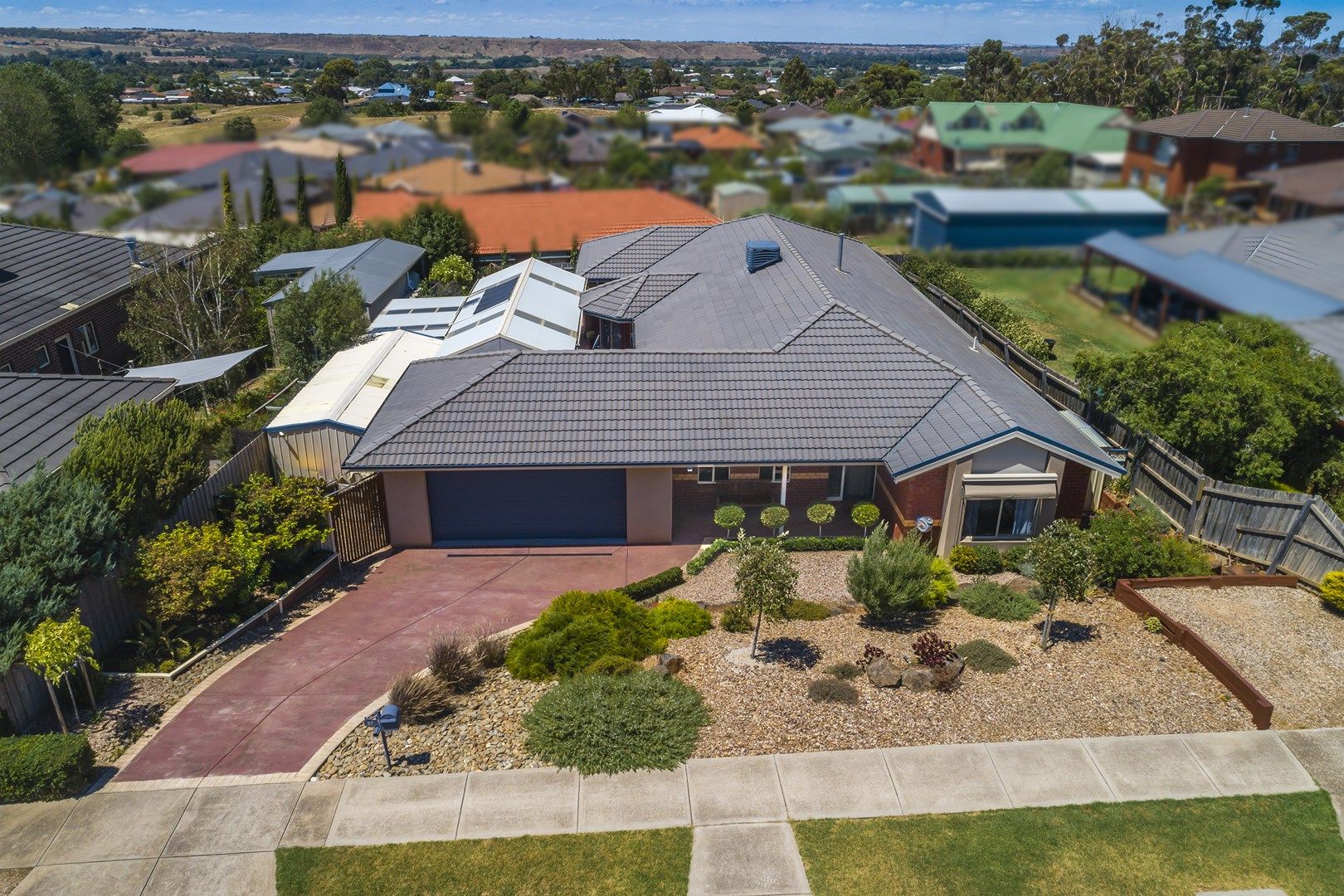 27 Carey Crescent, Bacchus Marsh VIC 3340, Image 0