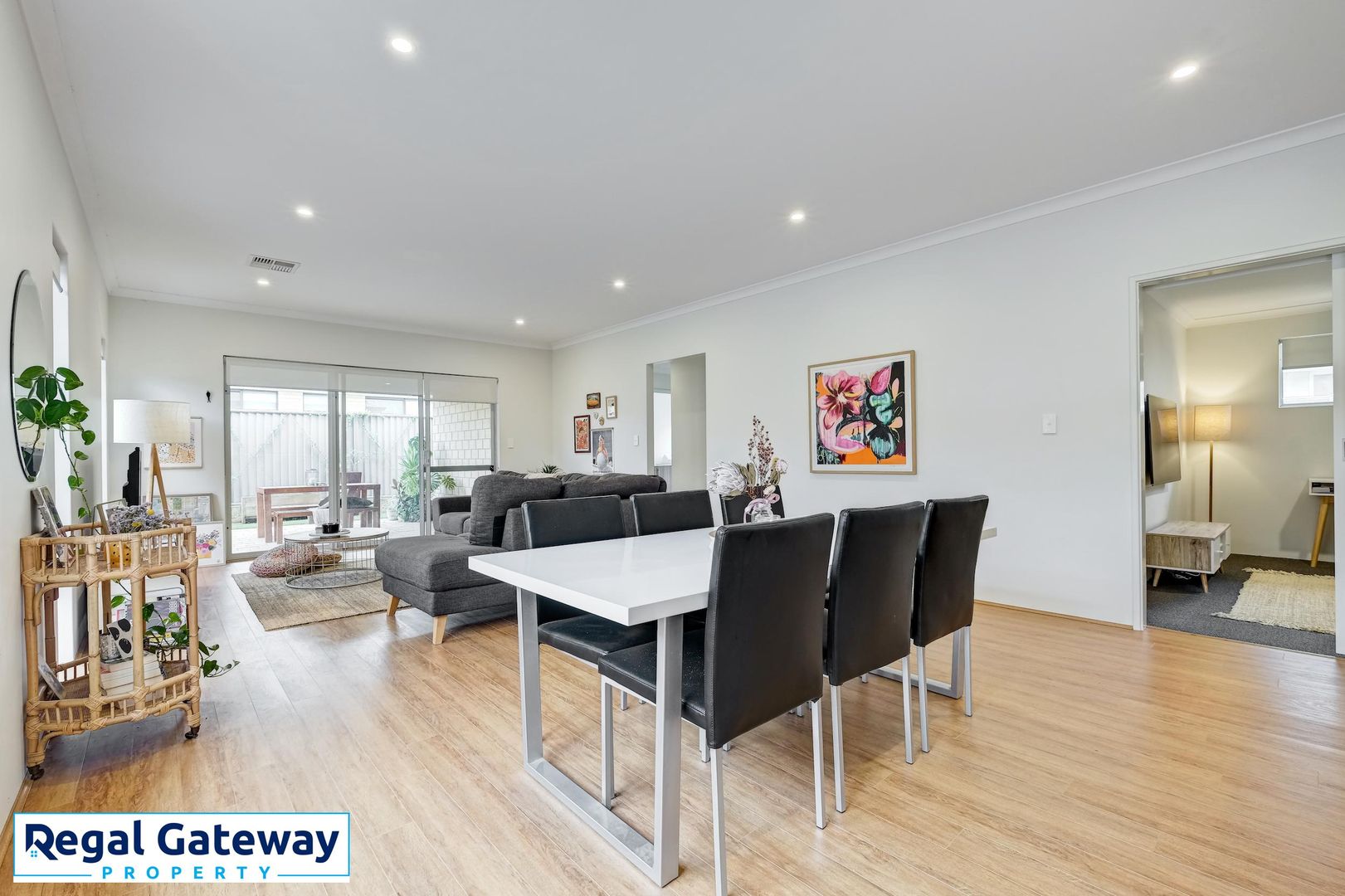 23 Amadeus Way, Success WA 6164, Image 2