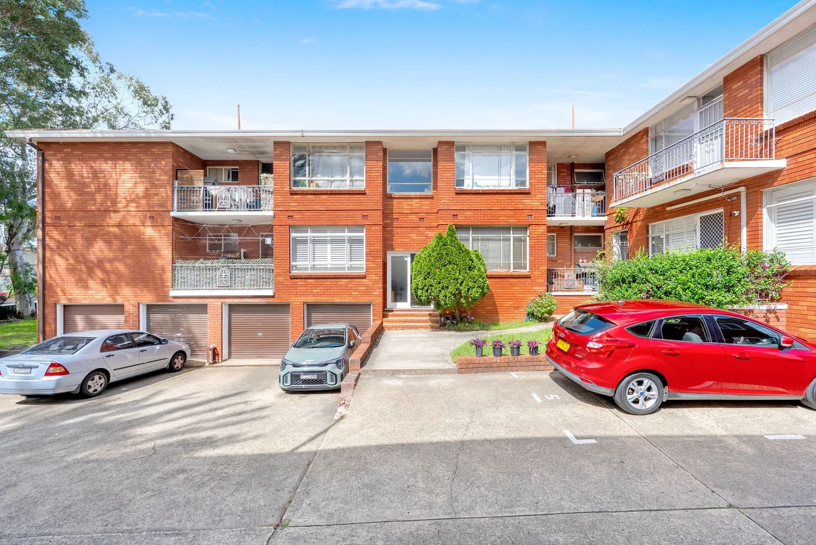 Additional image 5 of 8/379 King Georges Road, Beverly Hills NSW 2209