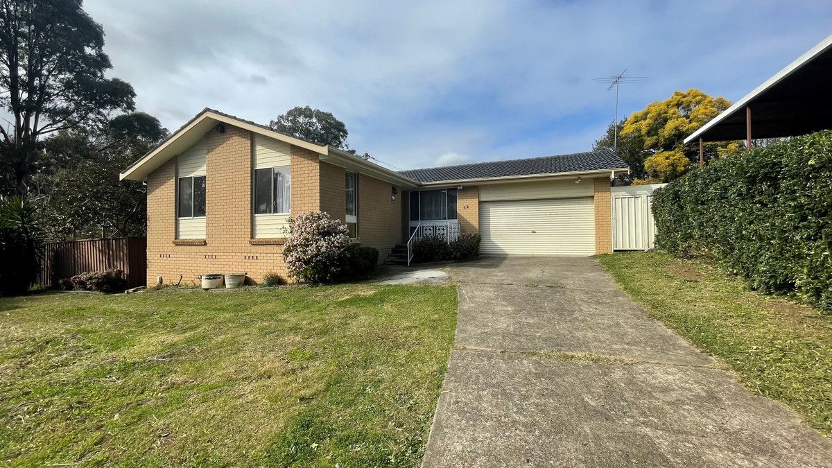 3 bedrooms House in 52 Pippitta Street MARAYONG NSW, 2148