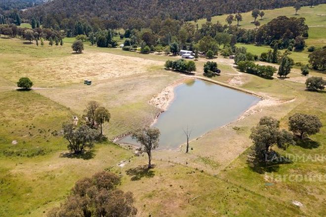 Picture of 499 Middle Creek Road, GRETA SOUTH VIC 3675