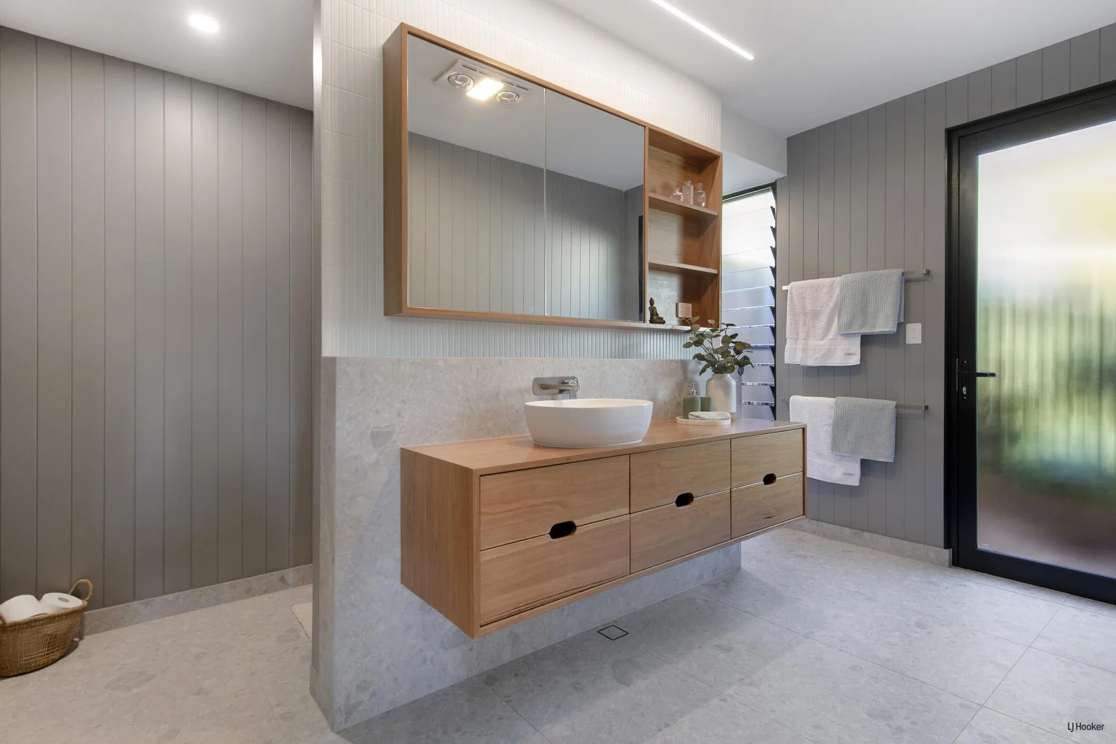 Additional image 28 of 36 Sawtell Drive, Currumbin Waters QLD 4223