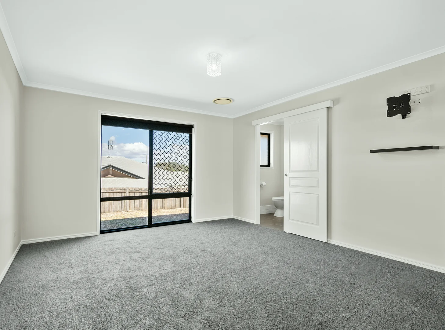 Additional image 10 of 19 Ace Drive, Glenvale QLD 4350