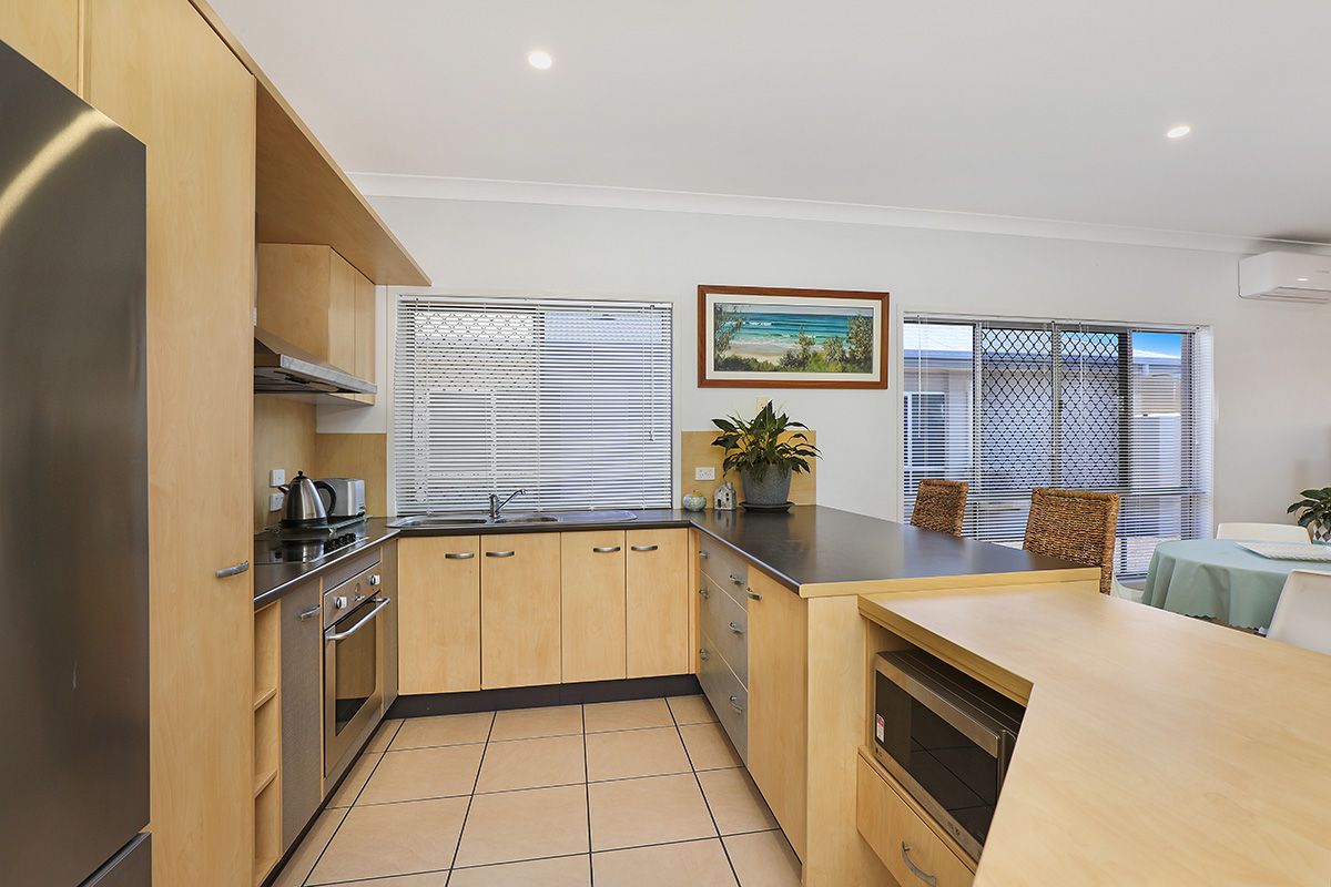 79/2 Grand Parade, Parrearra QLD 4575, Image 2