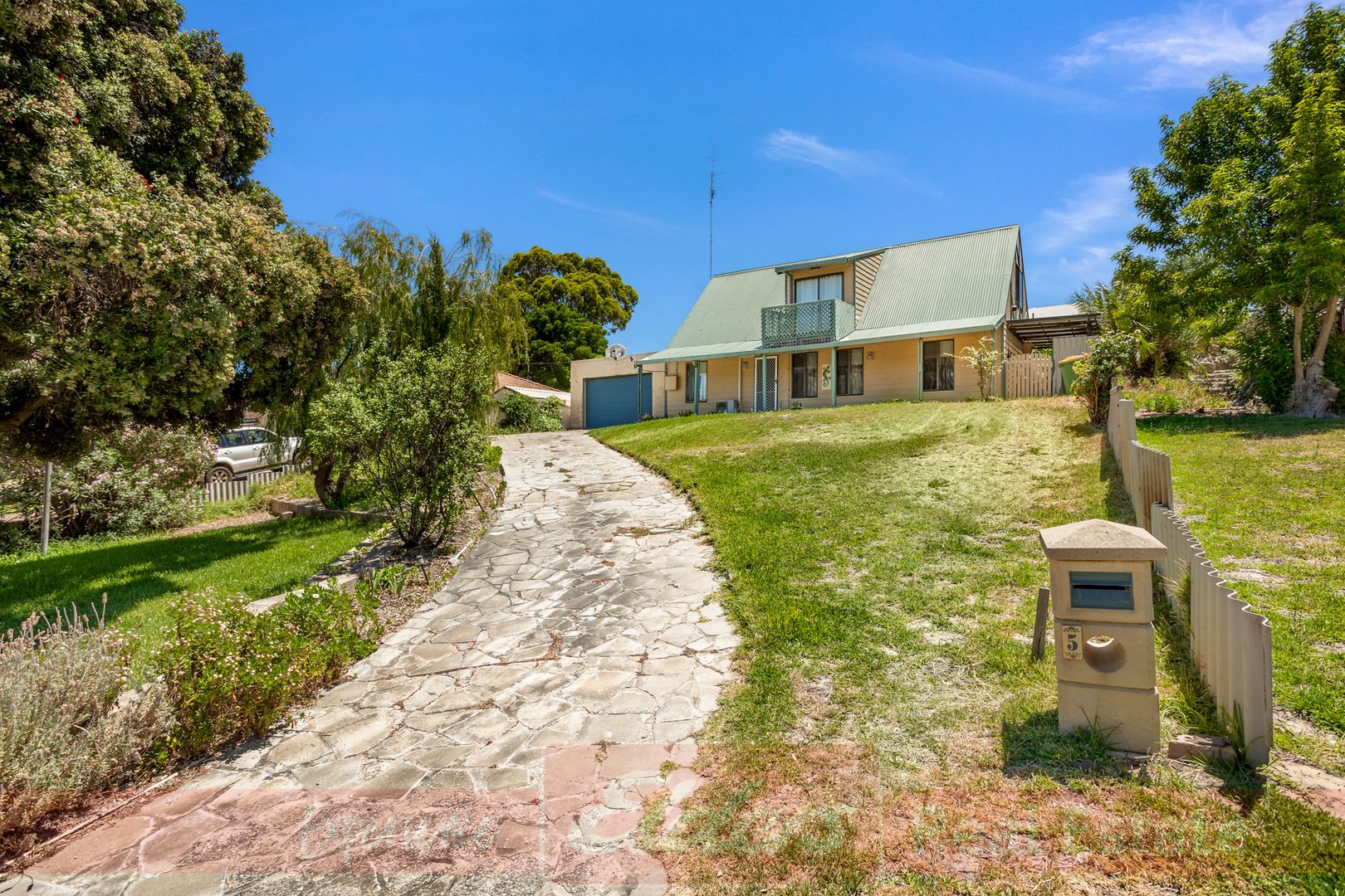 5 Zenner Place, Binningup WA 6233, Image 2