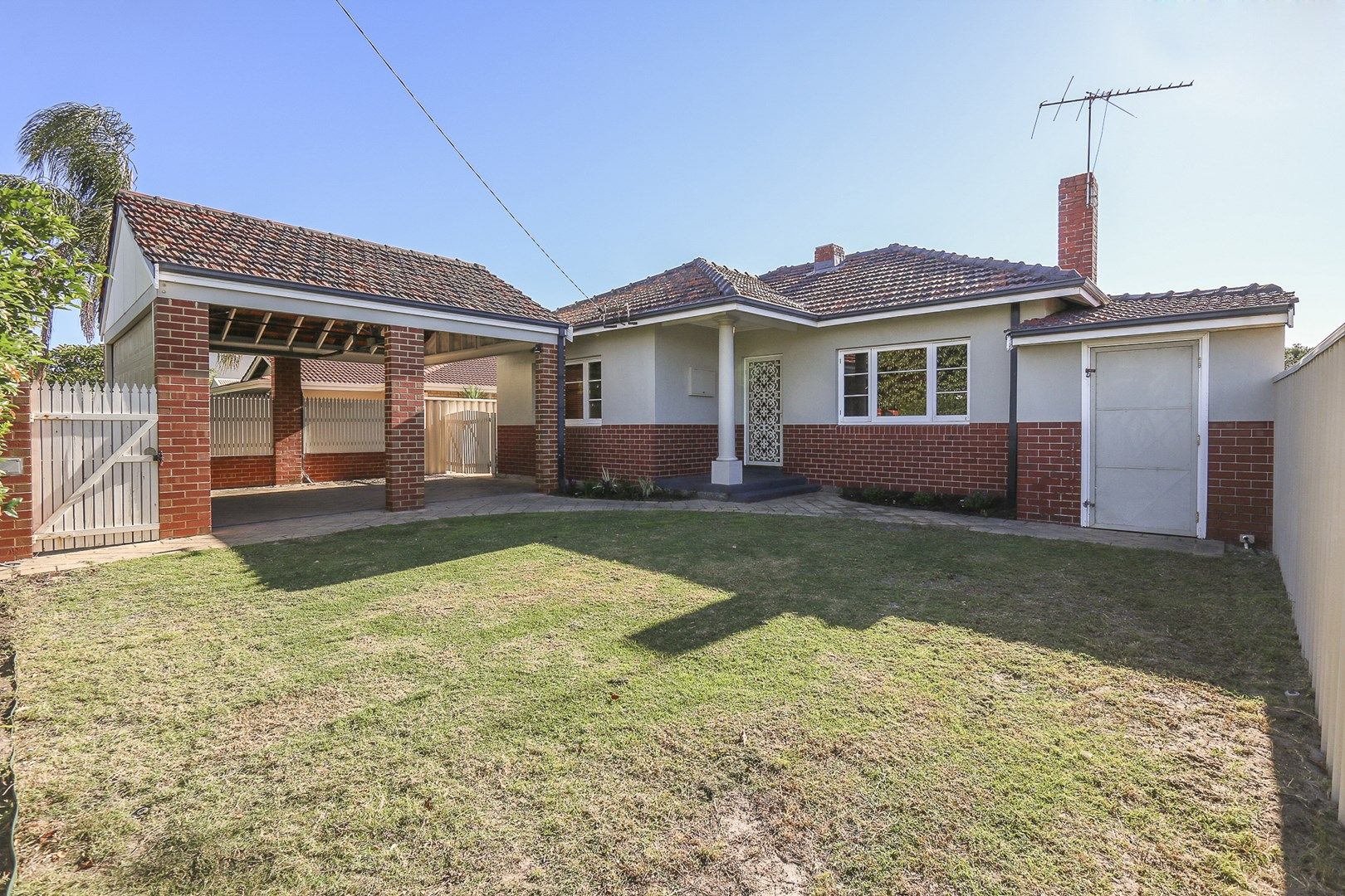 3 bedrooms House in 48 Caledonian Avenue MAYLANDS WA, 6051