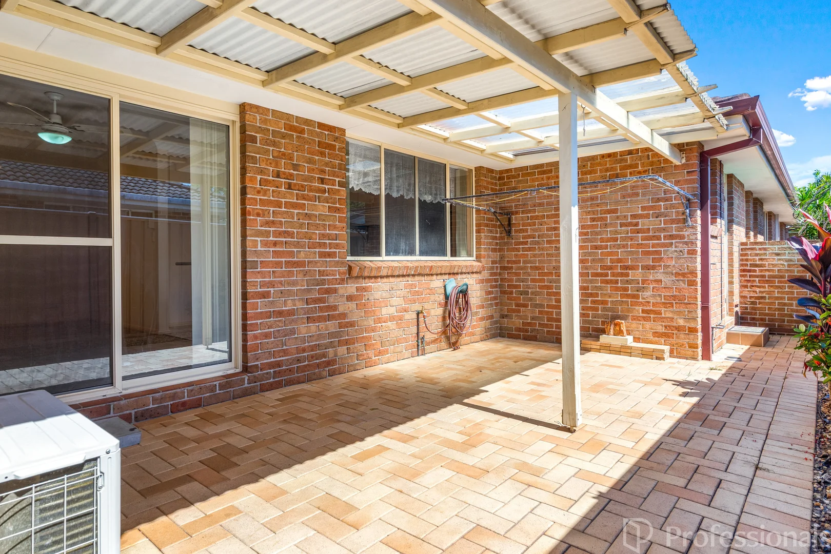 Additional image 5 of 1/30 Pacific Parade, Tuncurry NSW 2428