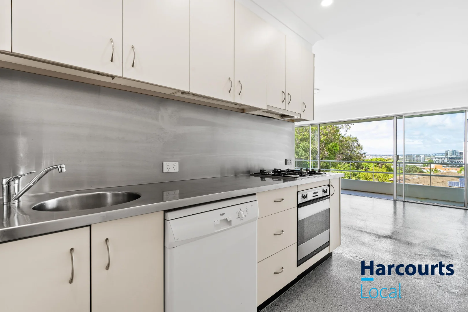 Additional image 7 of 17/72 Markwell Street, Hamilton QLD 4007