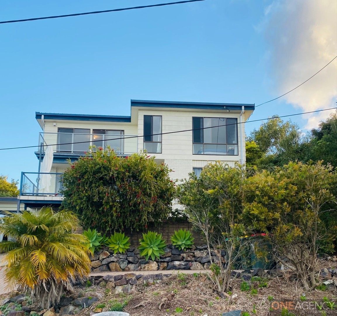 4 bedrooms House in 12 Weemilah Drive PAMBULA BEACH NSW, 2549