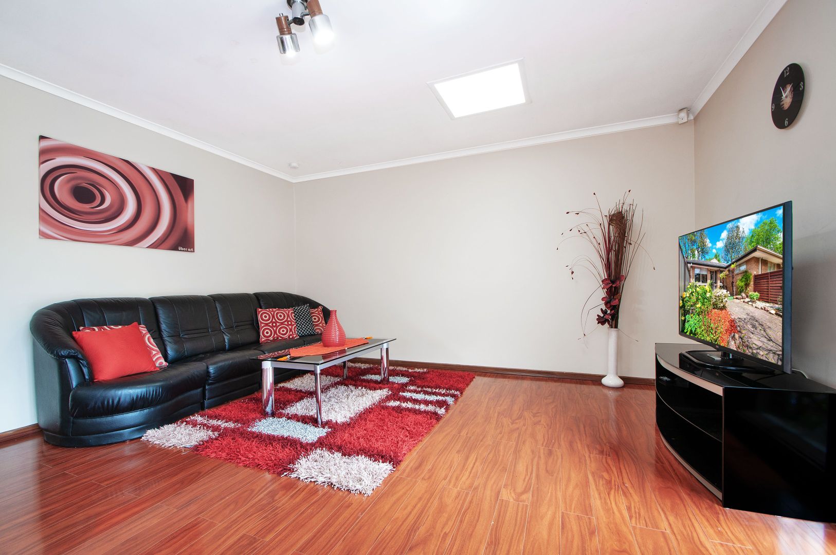 2/83A Lincoln Road, Croydon VIC 3136, Image 2