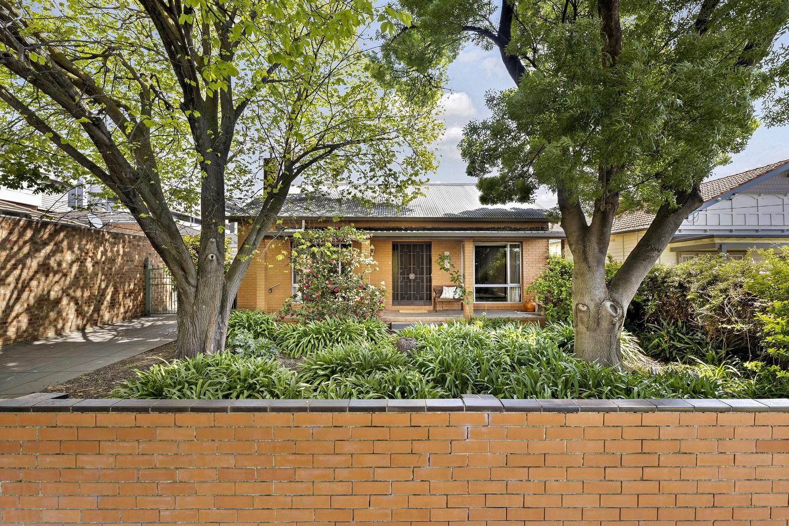 3 bedrooms House in 3 Service Street ESSENDON NORTH VIC, 3041