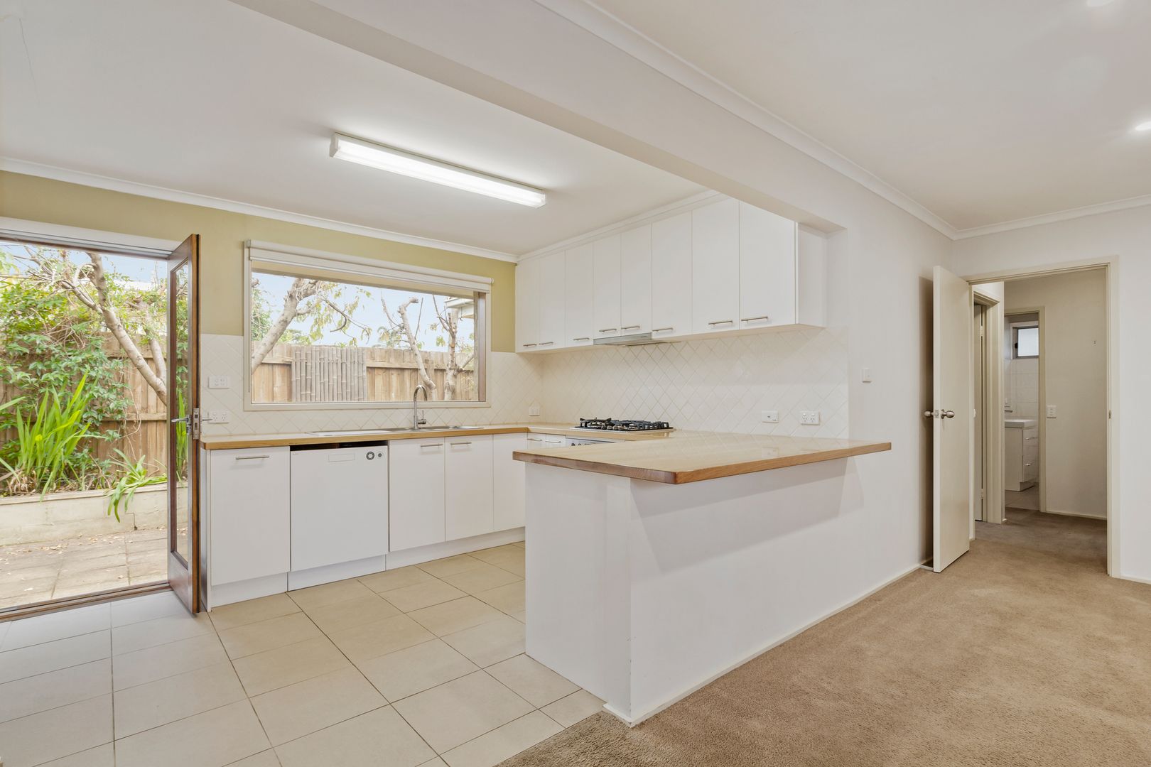 4/81 Como Parade, Mentone VIC 3194 Apartment For Rent Domain