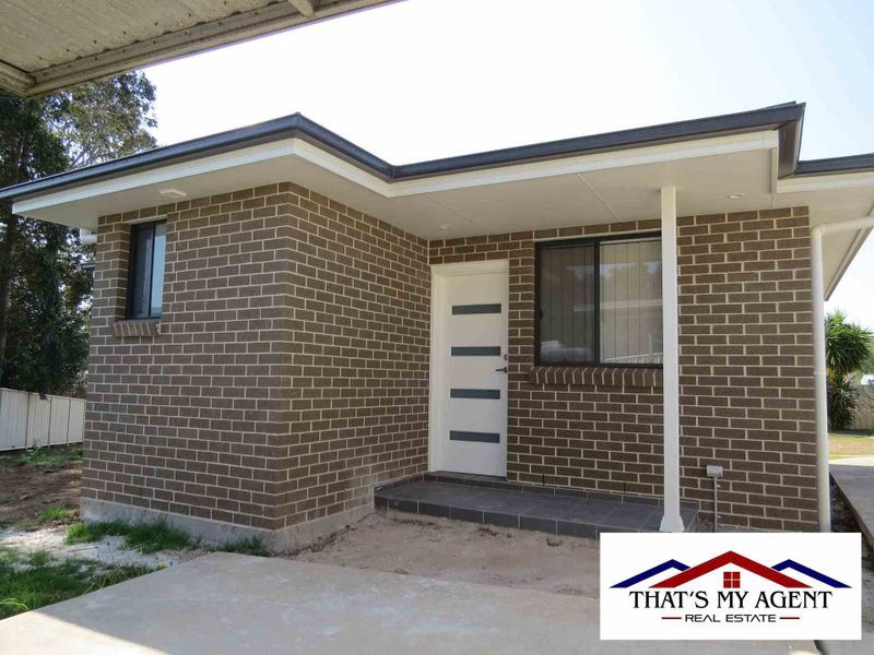 1 bedrooms House in 17A Eskdale Close NARELLAN VALE NSW, 2567
