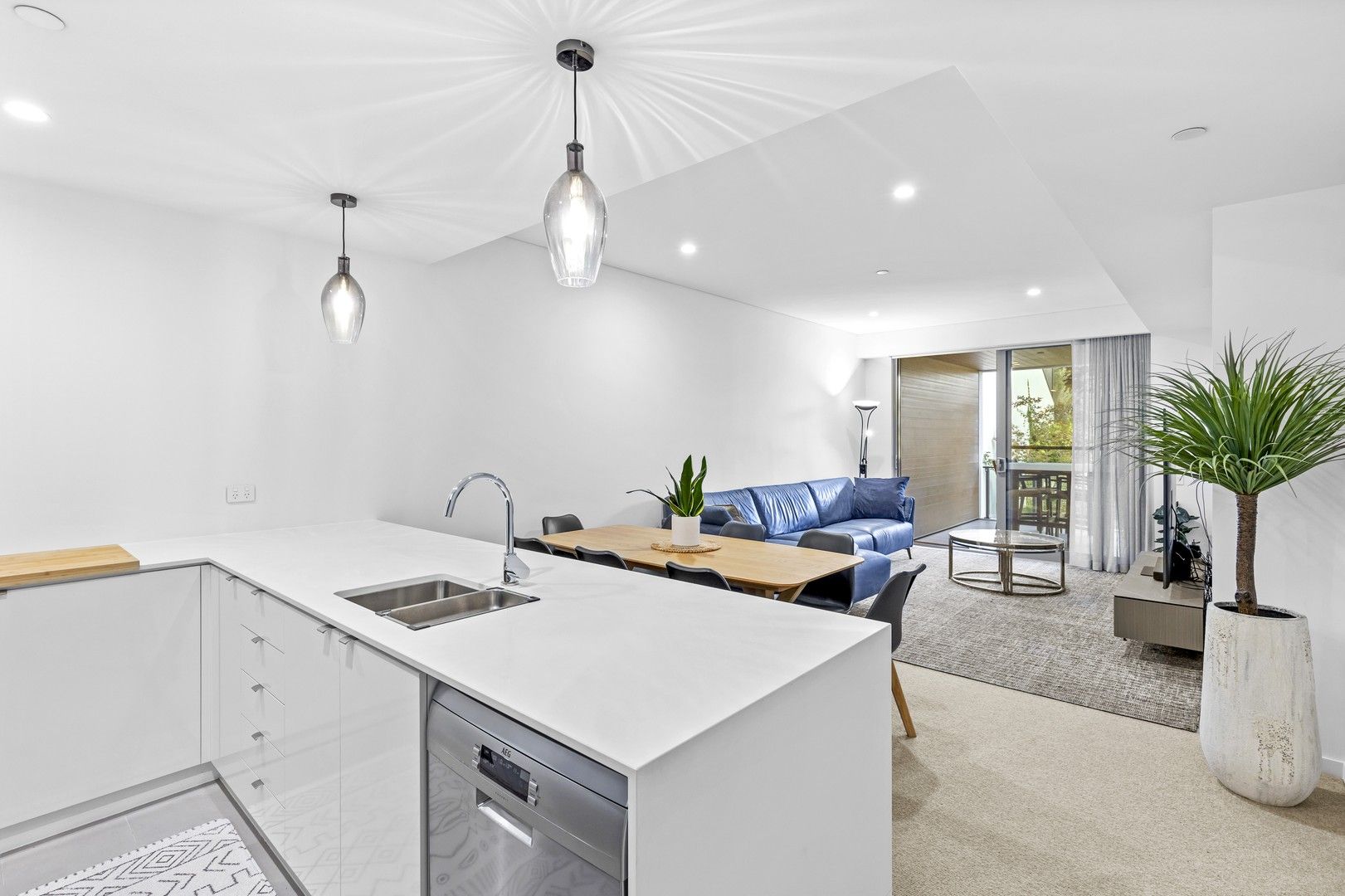 2 bedrooms Apartment / Unit / Flat in B38/60 Riversdale Road RIVERVALE WA, 6103