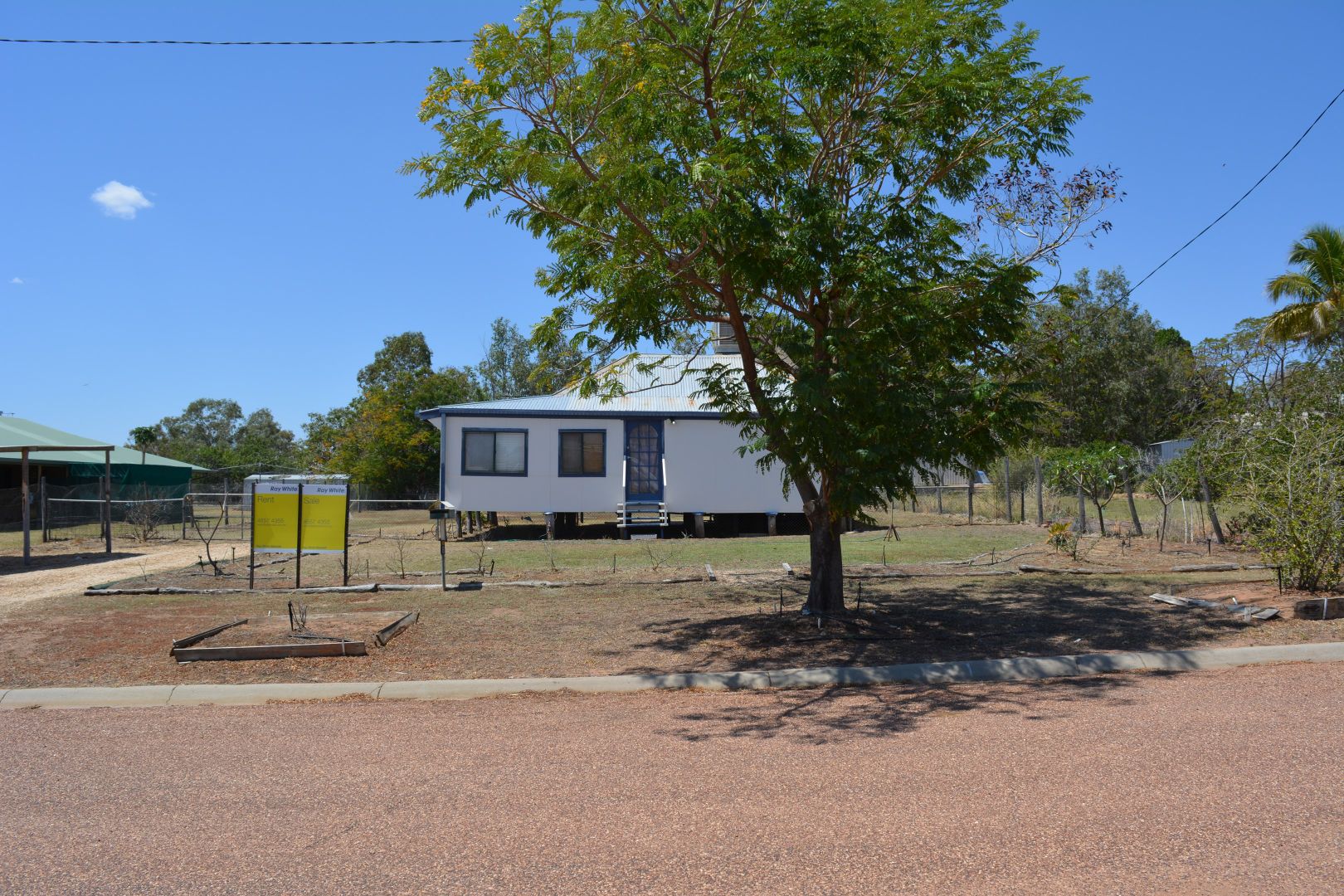 8 Chestnut Street, Barcaldine QLD 4725