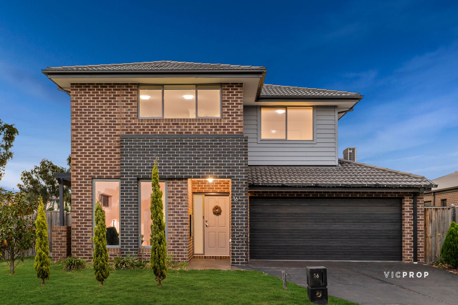 Sold 16 Lure Avenue, Point Cook VIC 3030 on 19 Apr 2023 2018431351