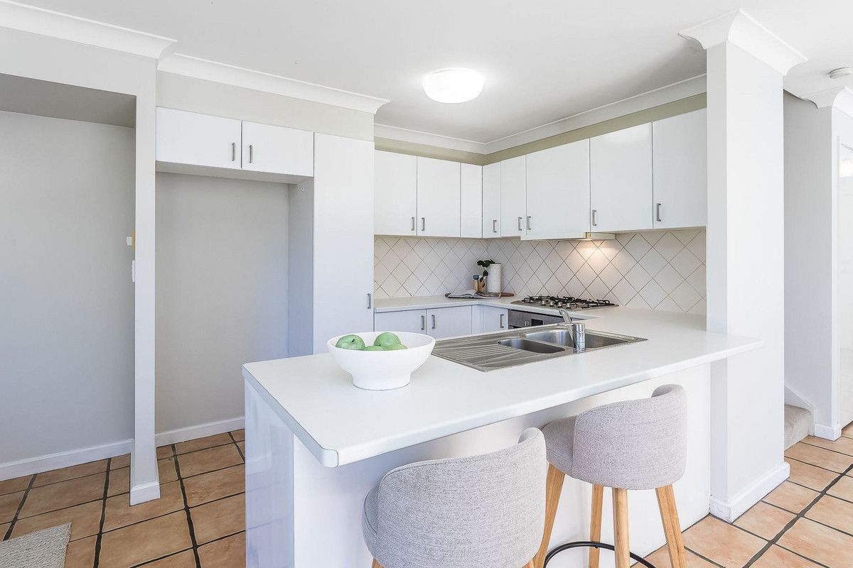 19/1 Glenquarie Place, The Gap QLD 4061, Image 1