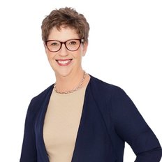 Karen Marlow, Sales representative