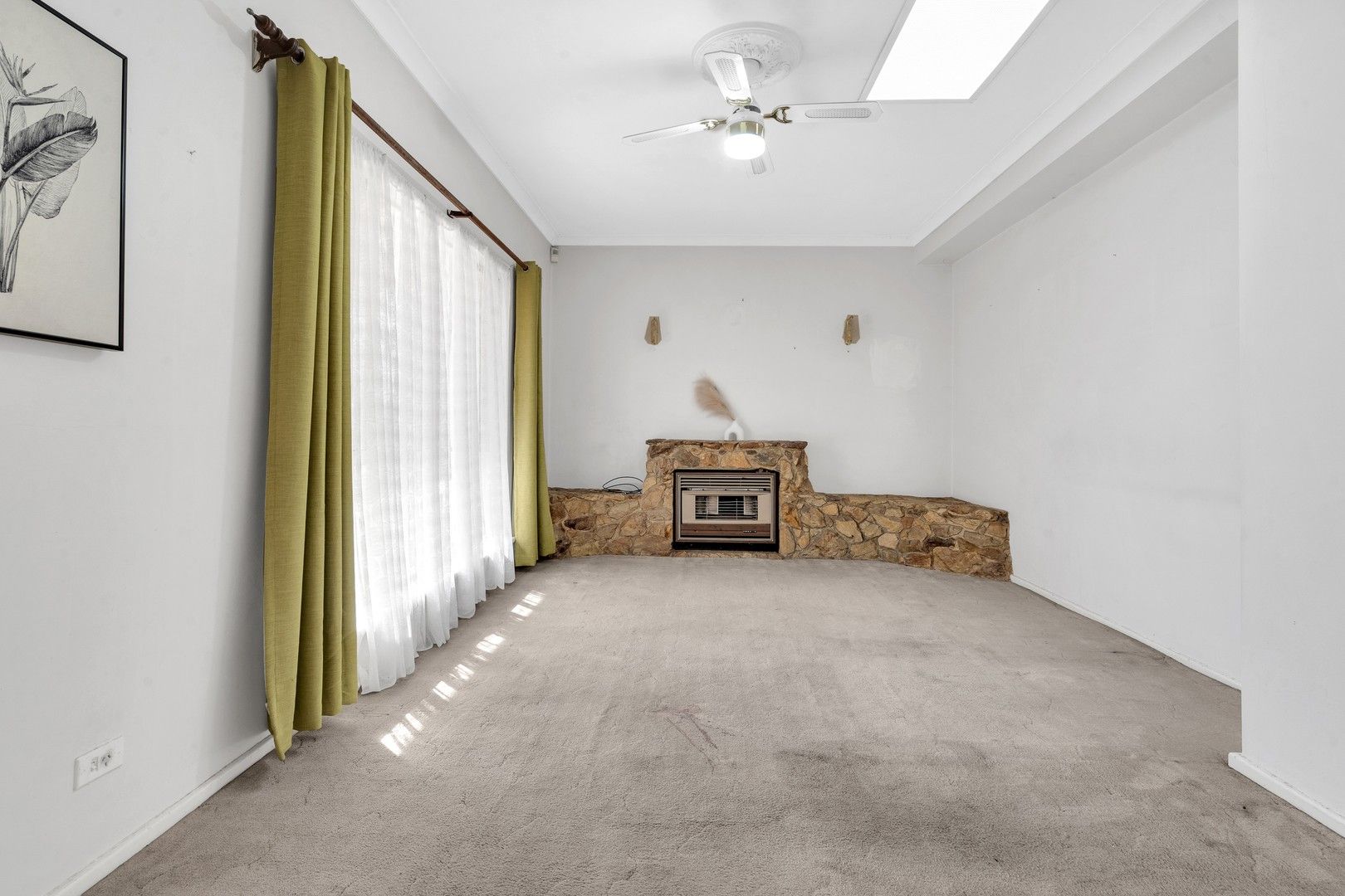 3 bedrooms House in 65 Philip Highway ELIZABETH SOUTH SA, 5112
